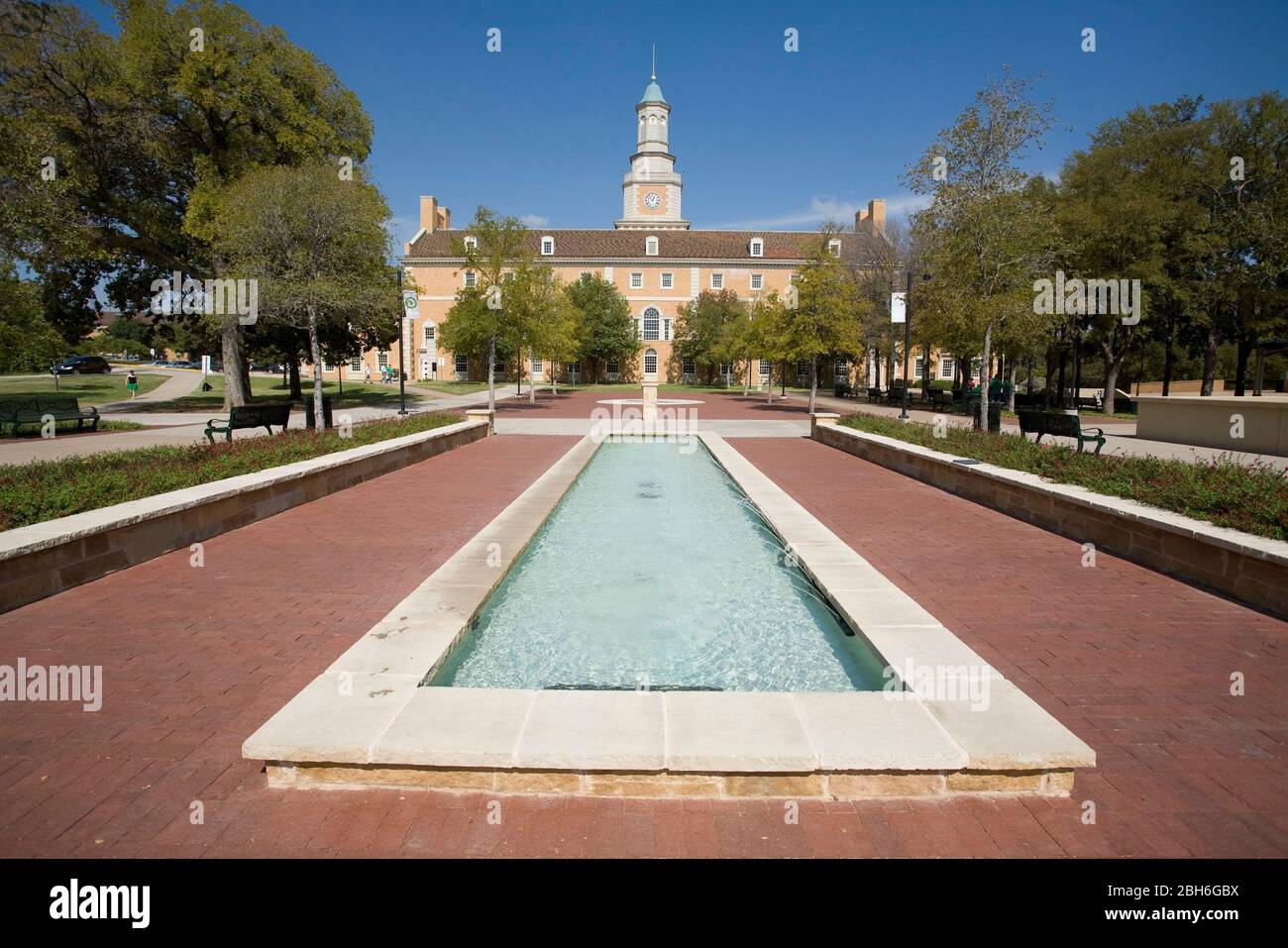University of north texas denton campus hires stock photography and