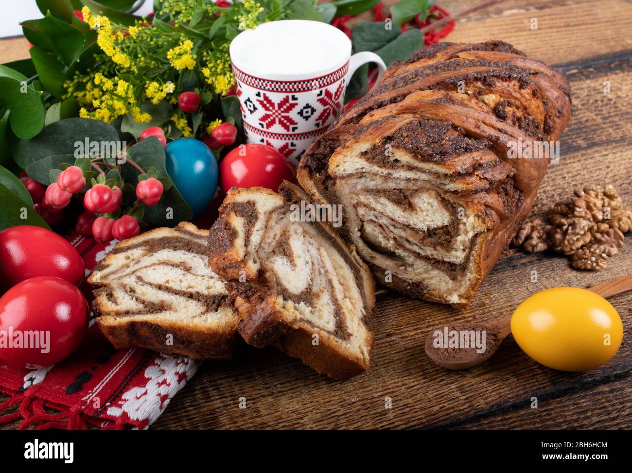 Traditional Romanian Easter Table With And Meaning Sweetbread And Matzo An Unleavened Flat Bread That Is Part Of Jewish Cuisine And Forms An Integral Stock Photo Alamy