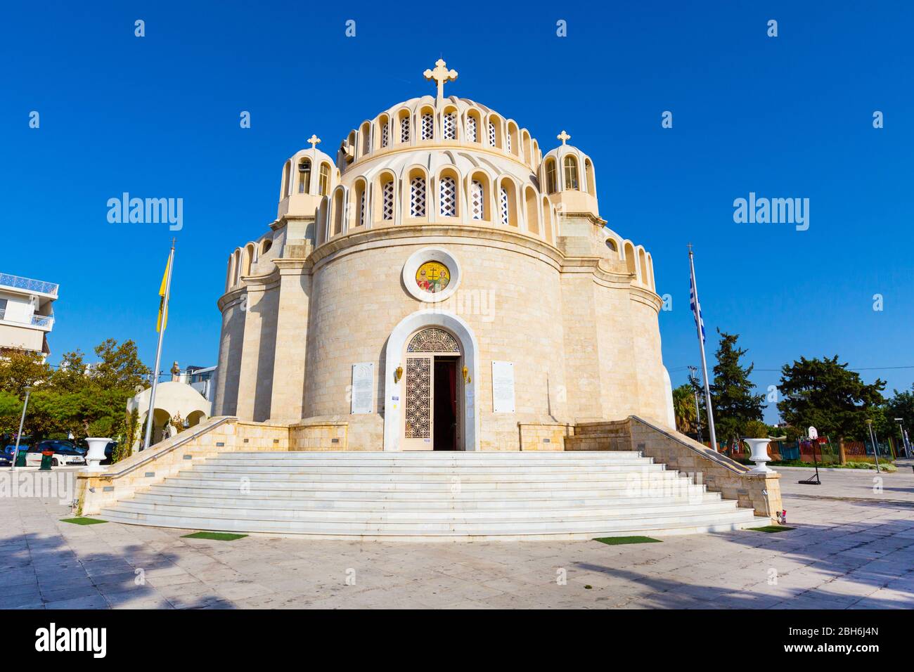 Glyfada greece athens hi-res stock photography and imag…