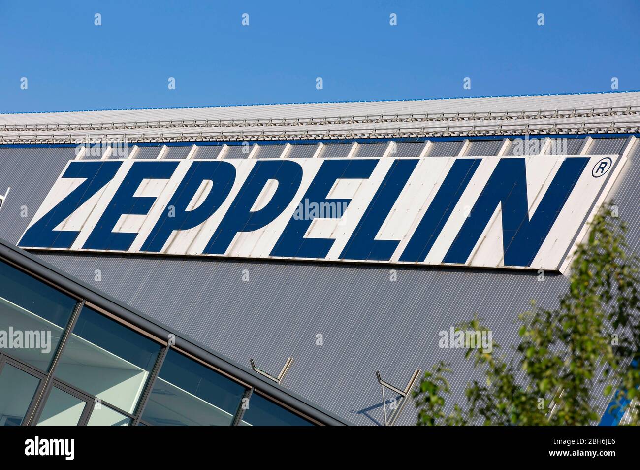 Friedrichshafen Zeppelin Nt Hi-res Stock Photography And Images - Alamy