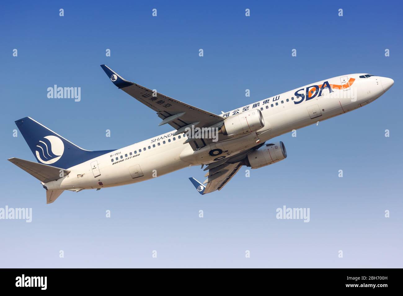 Tianjin, China – September 29, 2019: SDA Shandong Airlines Boeing 737-800 at Tianjin (TSN) airport in China. Stock Photo