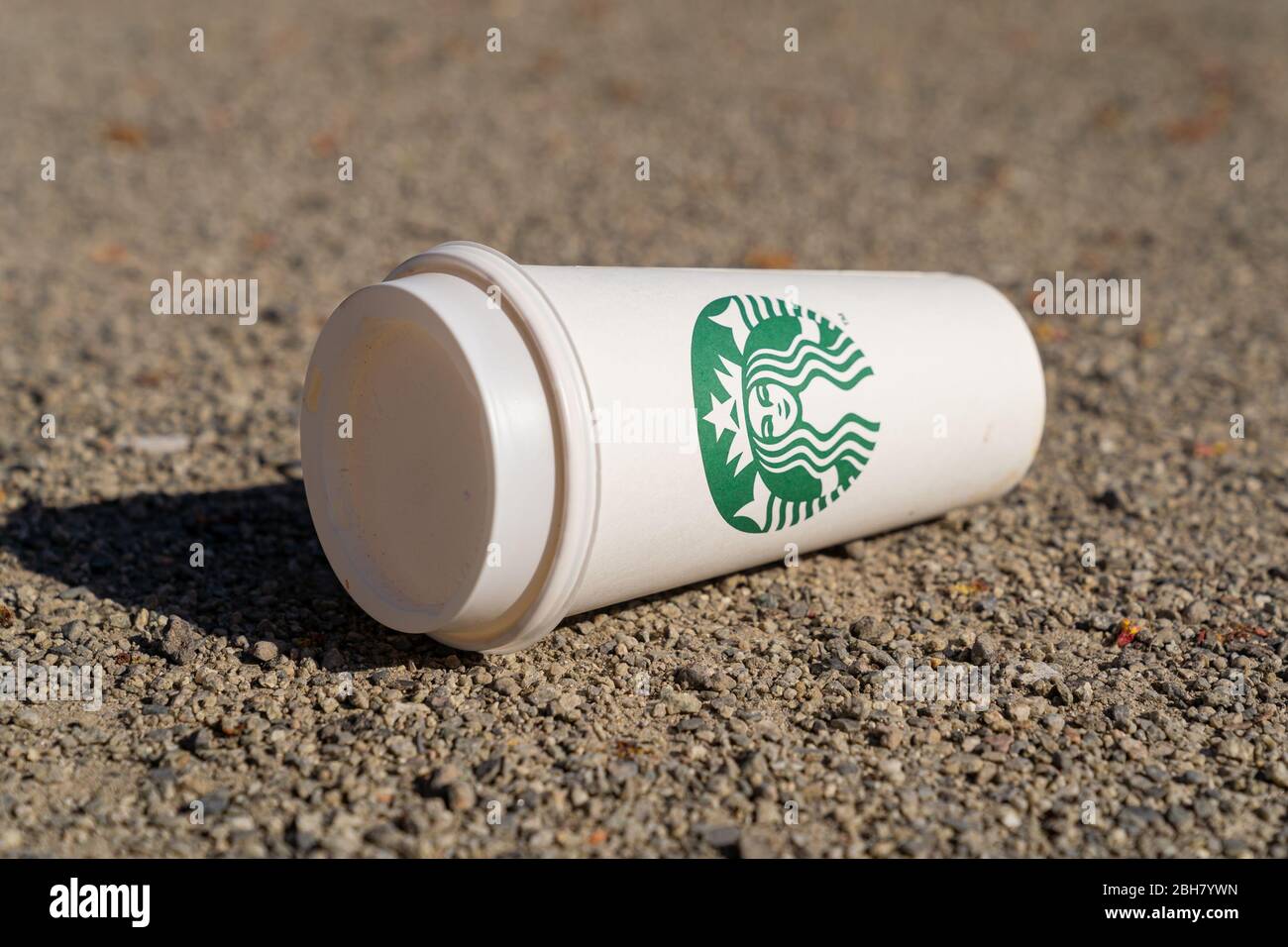Empty starbucks coffee hires stock photography and images Alamy