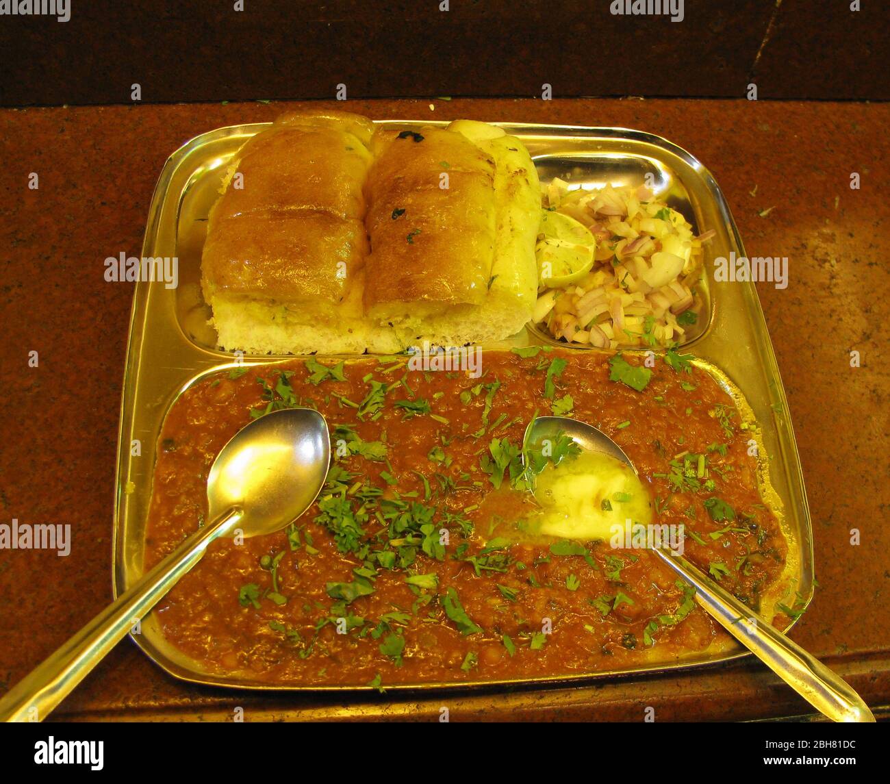 Mumbai famous Paav or Pao Bhaaji at Juhu Beach. Indian food, Indian