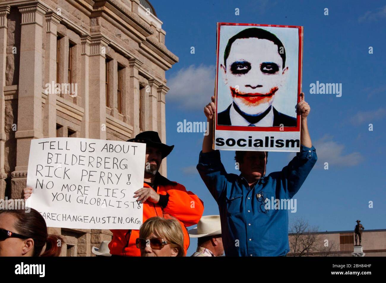 Austin Texas USA, January 16, 2009: A coalition of Tea Party groups advocating diverse causes rally against Democrats and U.S. President Barack Obama at the Texas Capitol. The event comes a week after the cancellation of a February Tea Party conference in San Antonio that was to feature Sarah Palin as speaker. ©Bob Daemmrich Stock Photo