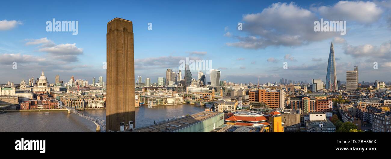 Panoramic London cityscape with the Tate Modern chimney in foreground, as seen from the viewing level of the Blavatnik Building, Tate Modern, London Stock Photo