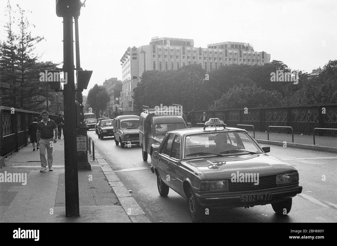 Montmartre with Ibis Hotel Mercure, October 1983, Paris, France Stock Photo