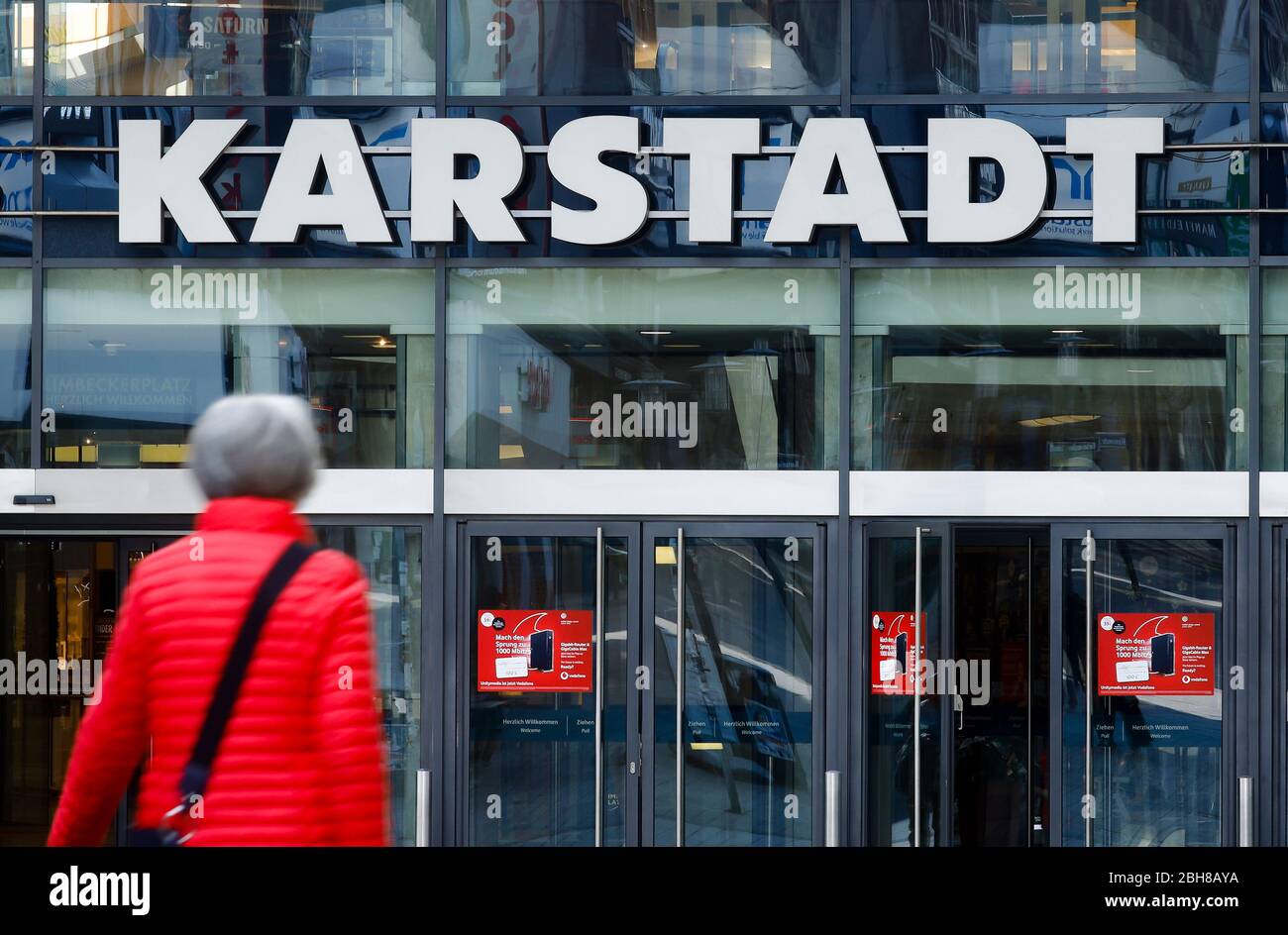 Karstadt store hi-res stock photography and images - Alamy