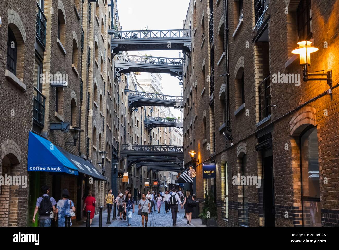 England, London, Southwark, Butlers Wharf, Shad Thames Stock Photo