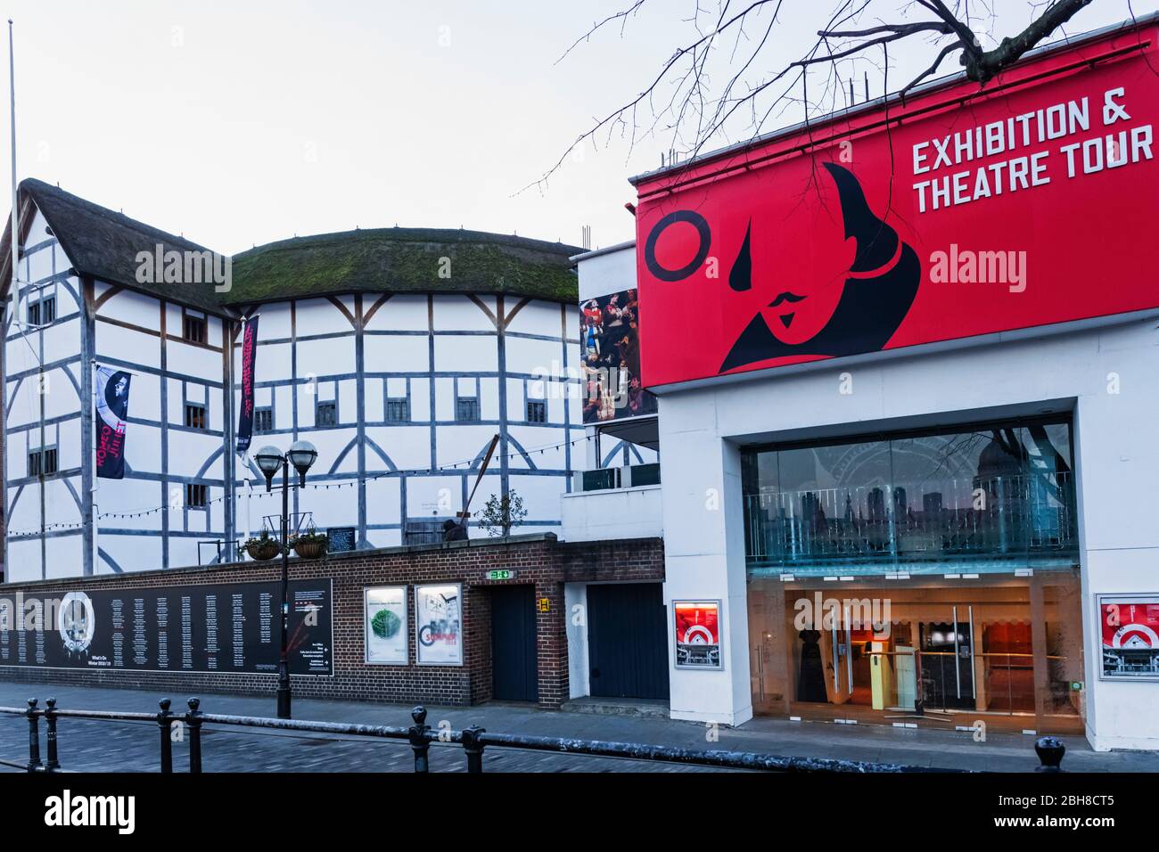 England, London, Southwark, Shakespeare's Globe Theatre Stock Photo