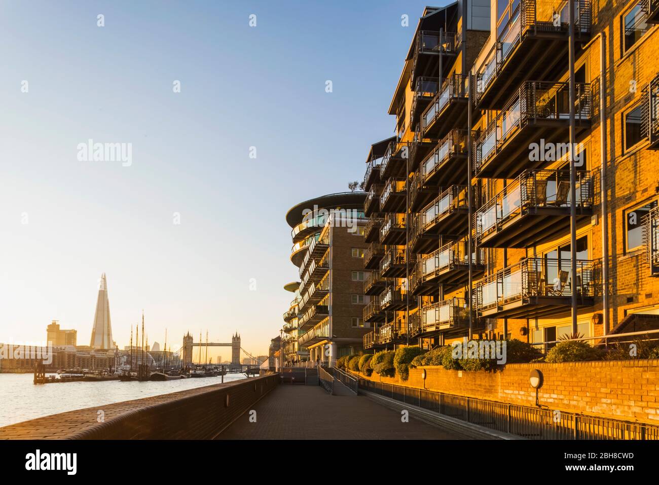 Luxury apartment london hires stock photography and images Alamy
