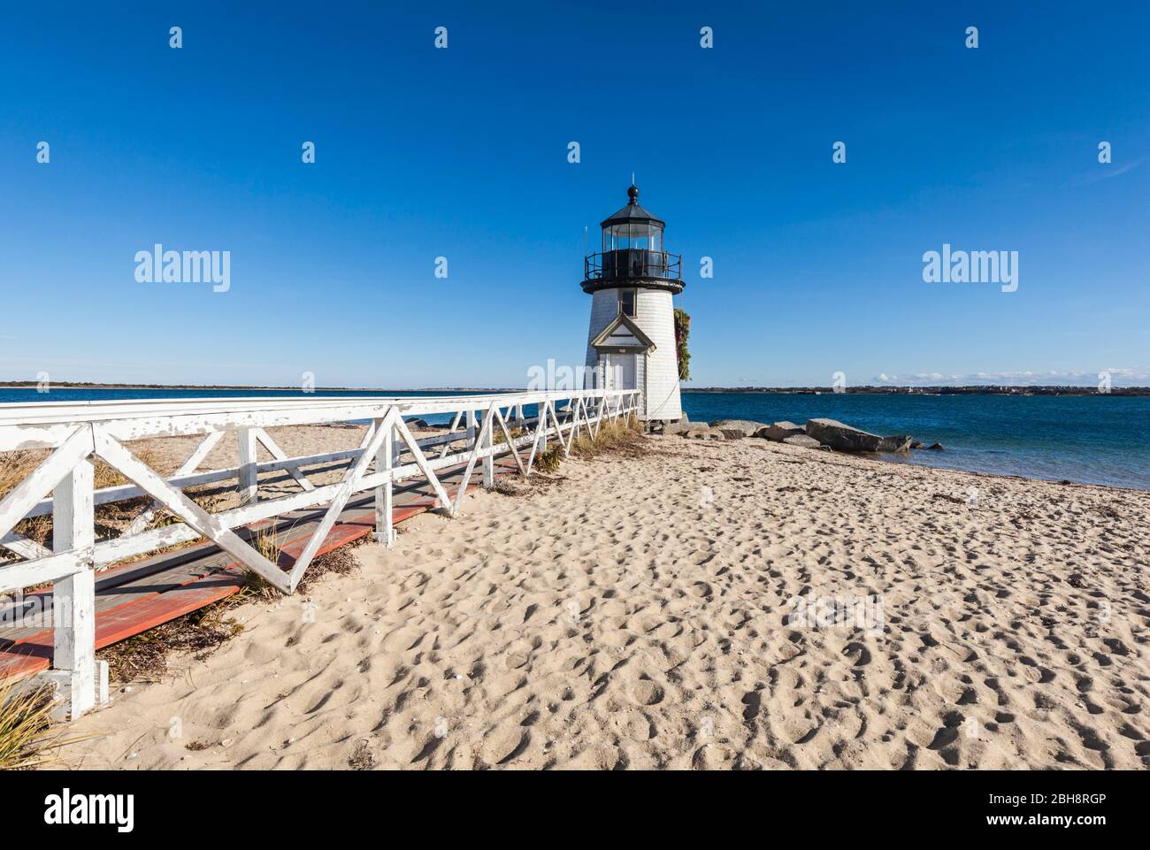 USA, New England, Massachusetts, Nantucket Island, Nantucket Town, Brant Point Lighthouse with a Christmas wreath Stock Photo