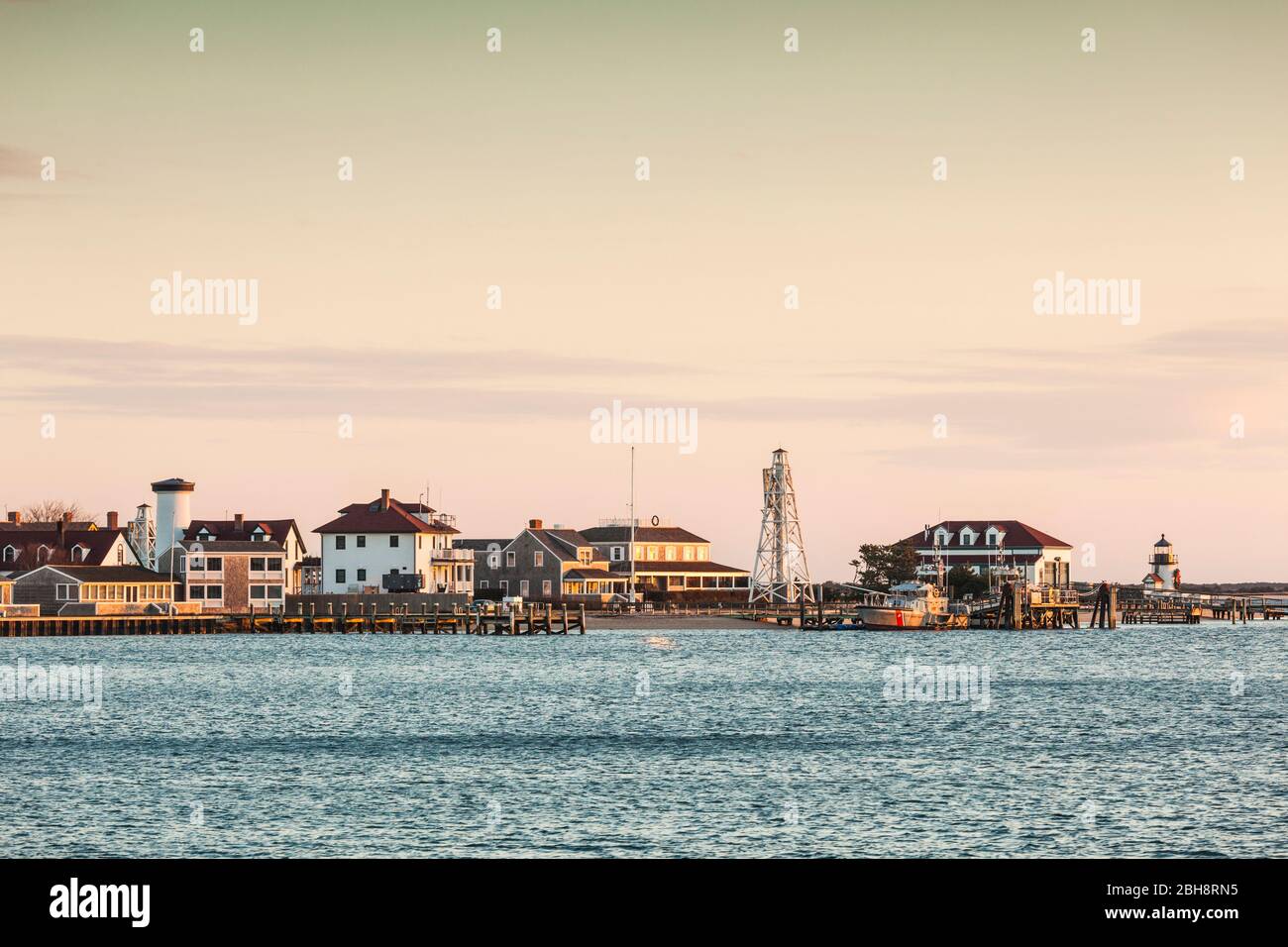 Off nantucket hi-res stock photography and images - Alamy