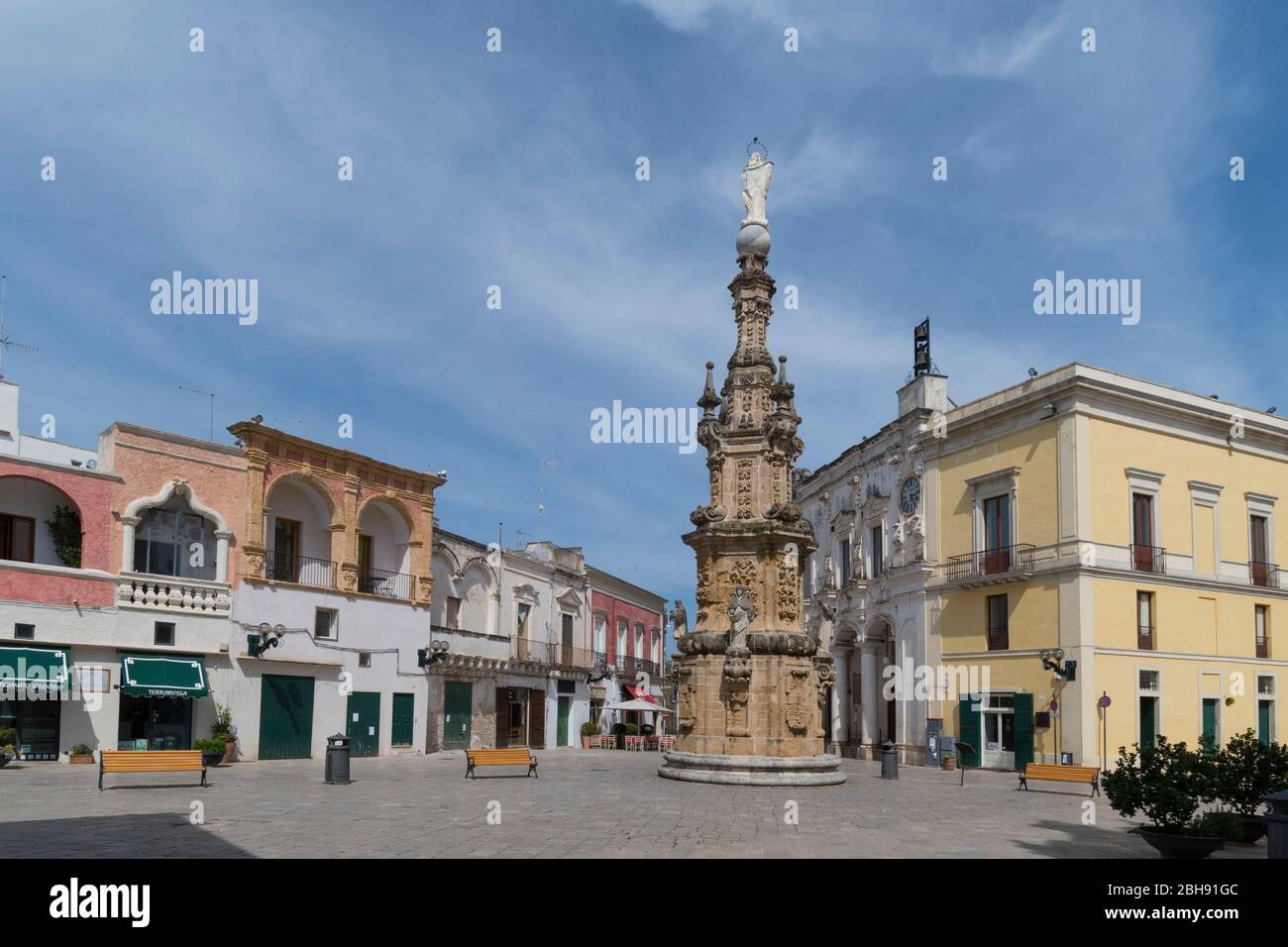 Italien Mezzogiorno Apulien Puglia Halbinsel Salento Nardo Piazza Salandra Stock Photo Alamy