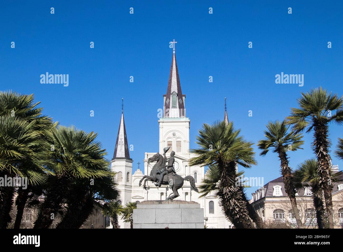 St. Louis Cathedral and Andrew Jackson monument, New Orleans, Louisiana Stock Photo