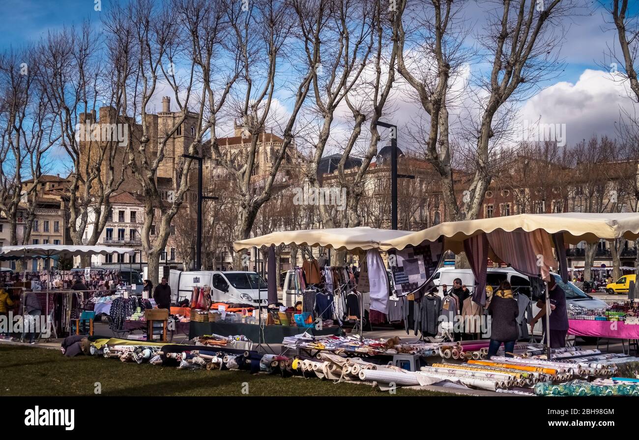 Thursday market in Narbonne in winter Stock Photo