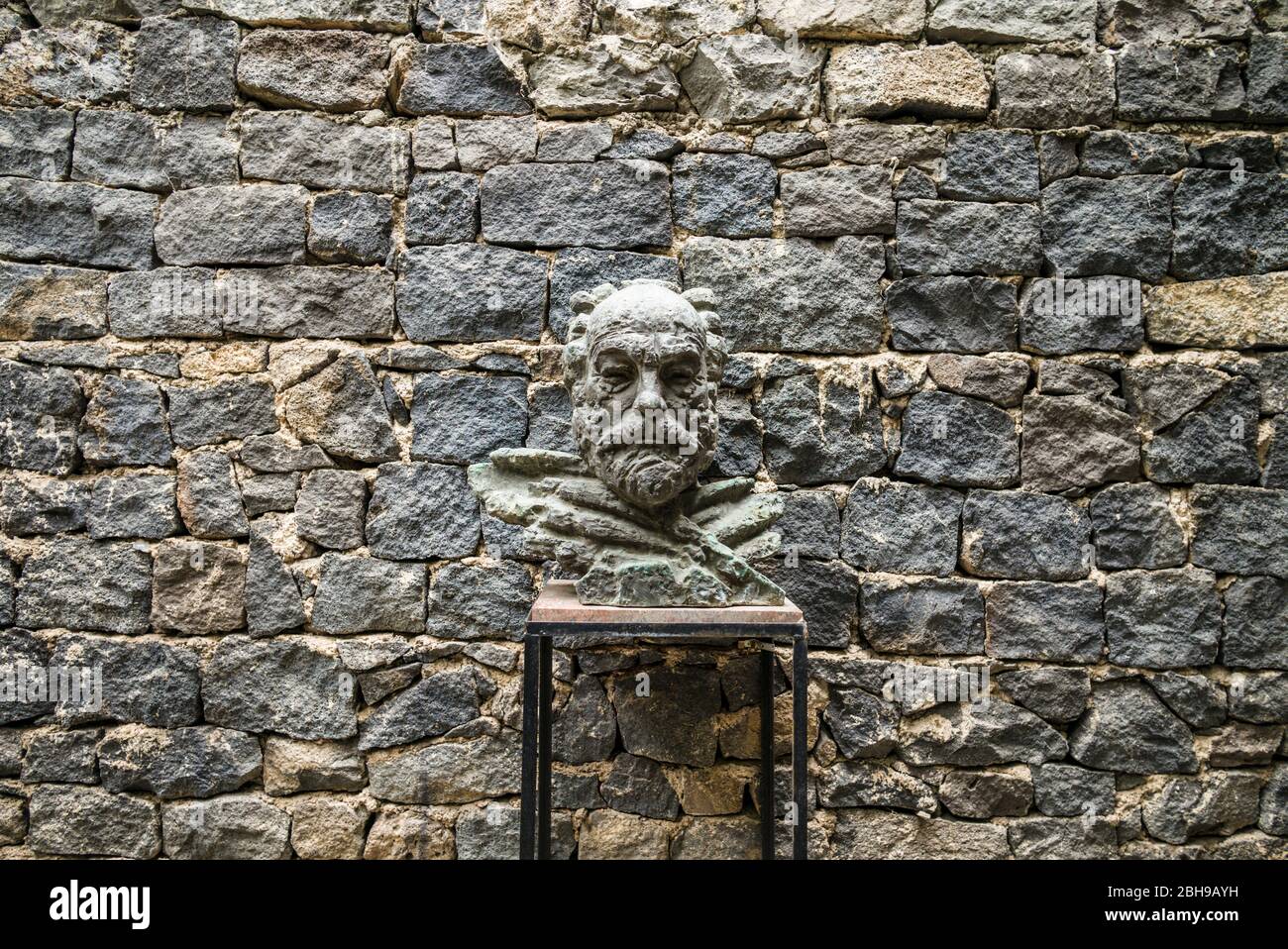 Armenia, Yerevan, Sergei Parajanov Museum, former home and museum dedicated to controversial Soviet-era filmaker, Sergei Parajanov, bust of the artist in courtyard, no releases Stock Photo