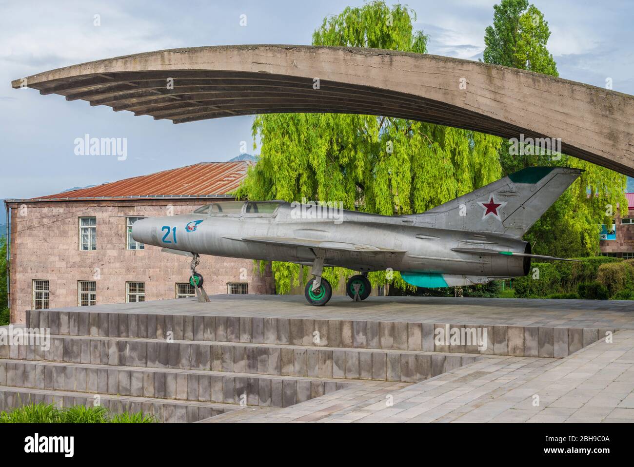 Armenia, Debed Canyon, Sanahin, MIG-21 jet fighter Monument to the birthplace of the Mikoyan Brothers, Anastas, Soviet Politburo member and Artyom, designer of MIG jets Stock Photo