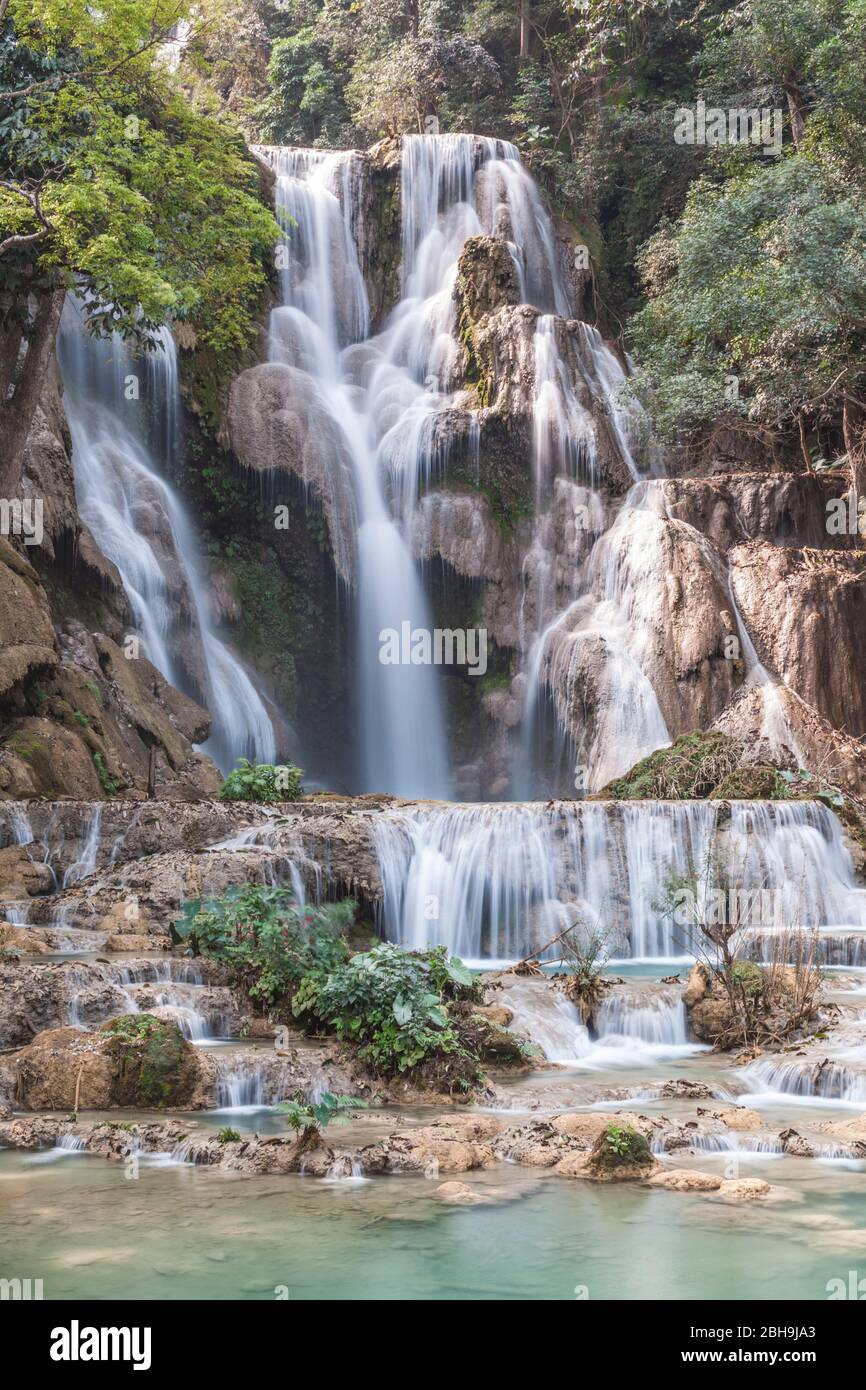 Tat kuang si waterfall hires stock photography and images Alamy