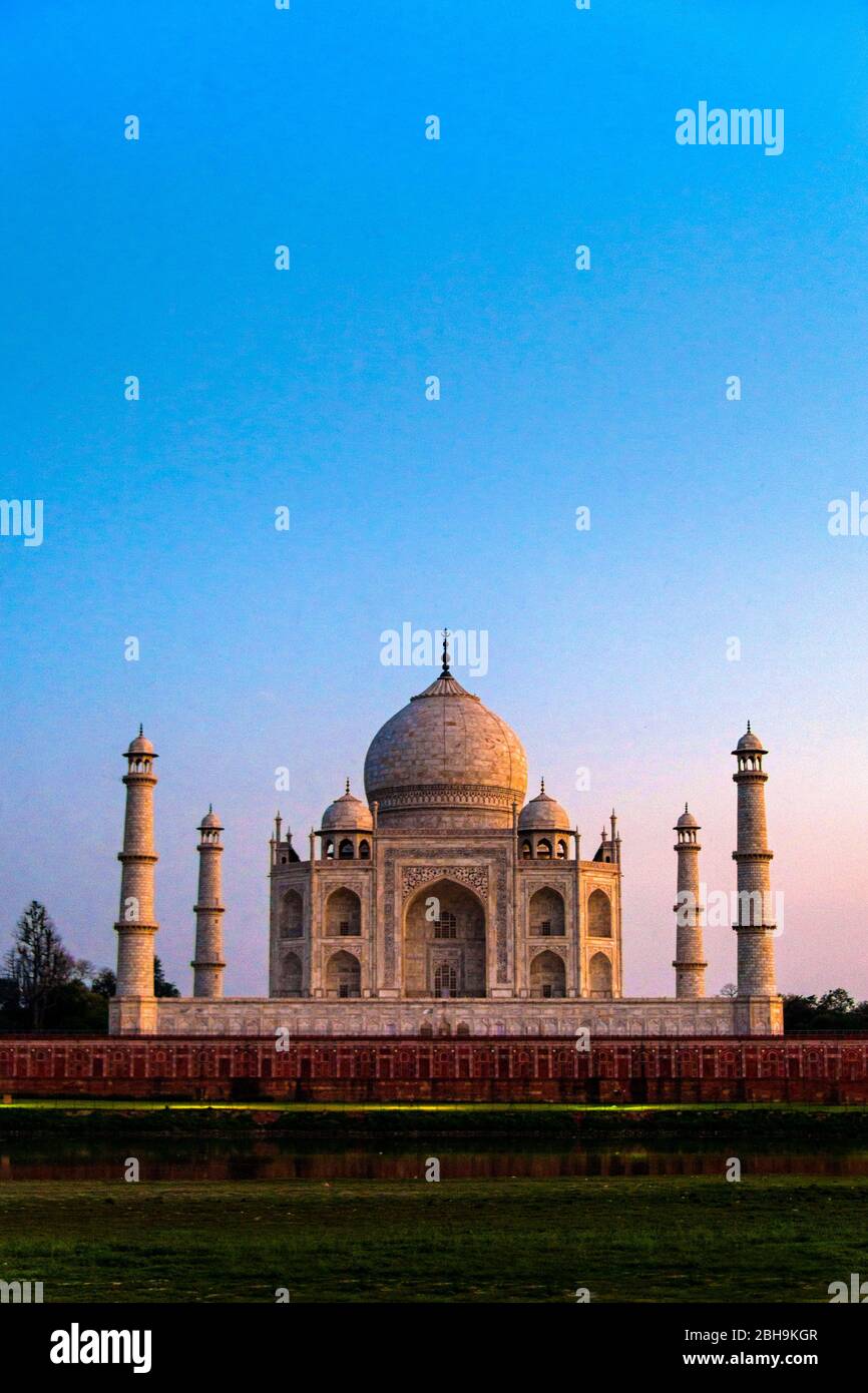 Taj Mahal exterior view, Agra, Uttar Pradesh, India Stock Photo