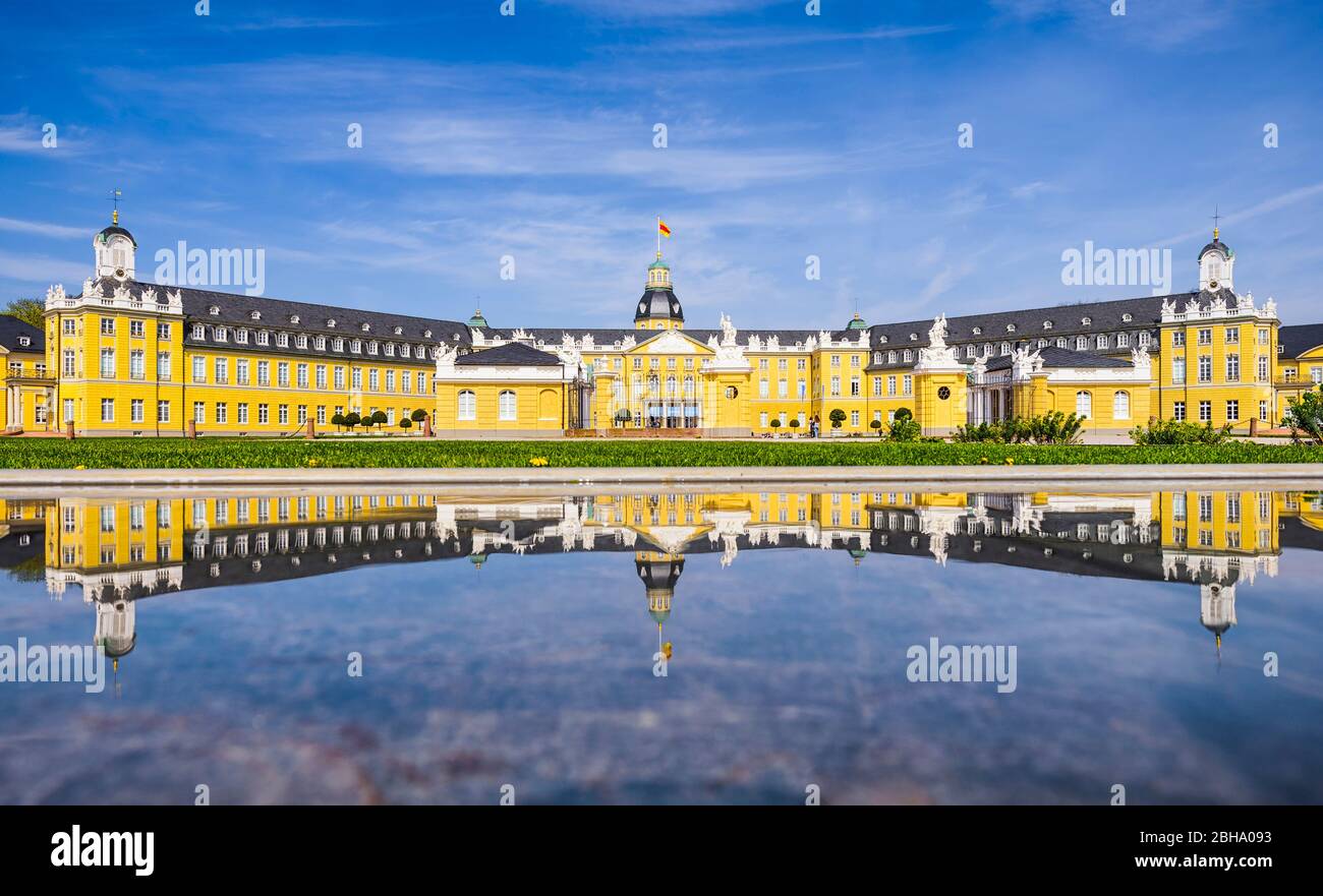 Karlsruhe castle and pond on a sunny day, Germany Stock Photo