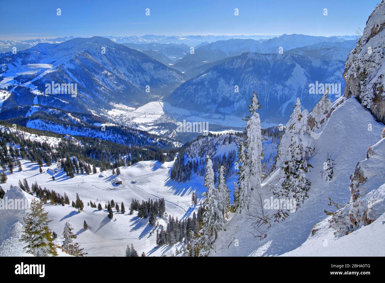 View from Wendelstein to Leitzach valley in winter, Bayrischzell, Mangfall mountains, Upper Bavaria, Bavaria, Germany Stock Photo