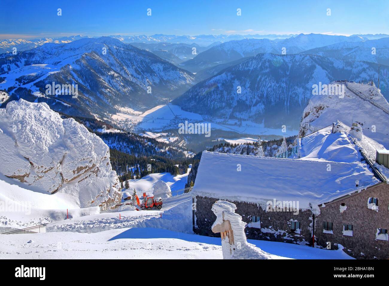 Mountain house on the Mount Wendelstein with view in winter, Leitzach valley, Bayrischzell, Mangfall Mountains, Upper Bavaria, Bavaria, Germany Stock Photo