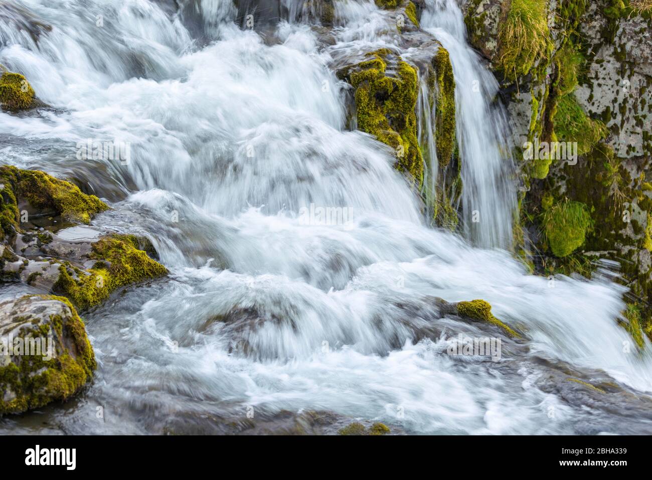 Abstrakt, Wasser, Fluss, Stromschnellen, Wasserfall, Kirkjufellsfoss, Island, Europa Stock Photo
