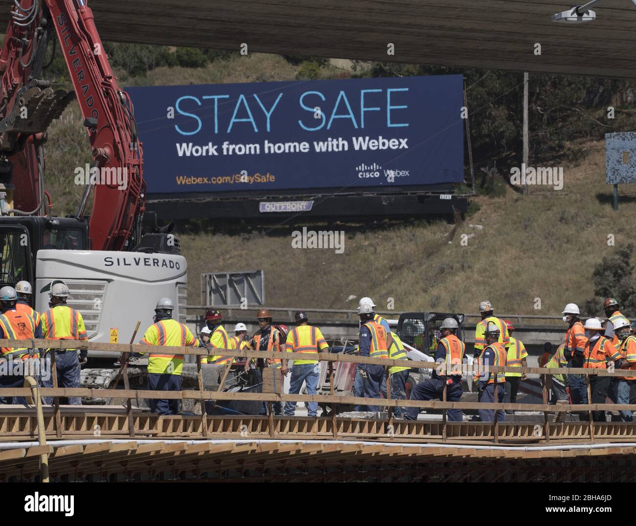 San Francisco, United States. 24th Apr, 2020. Working from home is not an option for Caltrans (California Department of Transportation) workers as they take advantage of the lighter traffic during shelter in place to begin replacing the U.S. 101 bridge deck at Alemany Circle in San Francisco on Friday, April 24, 2020. The $35 million job will require 80 to 100 on-site workers 24 hours a day until done. Photo by Terry Schmitt/UPI Credit: UPI/Alamy Live News Stock Photo