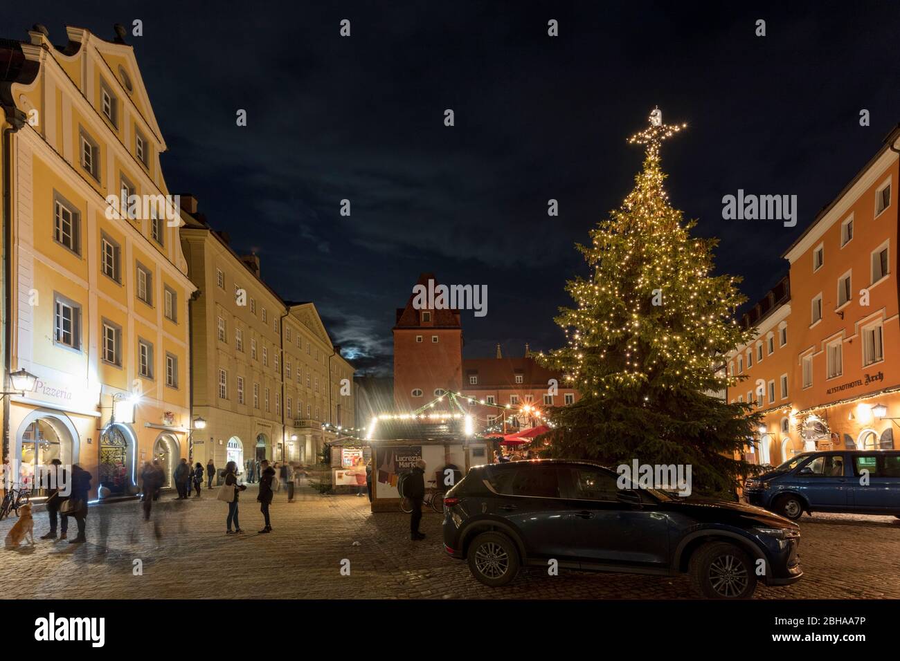 Lucrezia-Markt, Haidplatz, Christkindlmarkt, Weihnachten, Regensburg, Oberpfalz, Bayern, Deutschland, Europa, Stock Photo