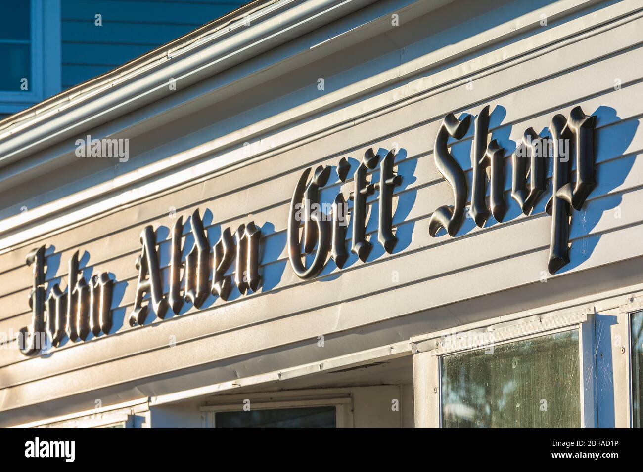 USA, New England, Massachusetts, Plymouth, John Alden Gift Shop, named after early Plymouth settler, famed in literature Stock Photo