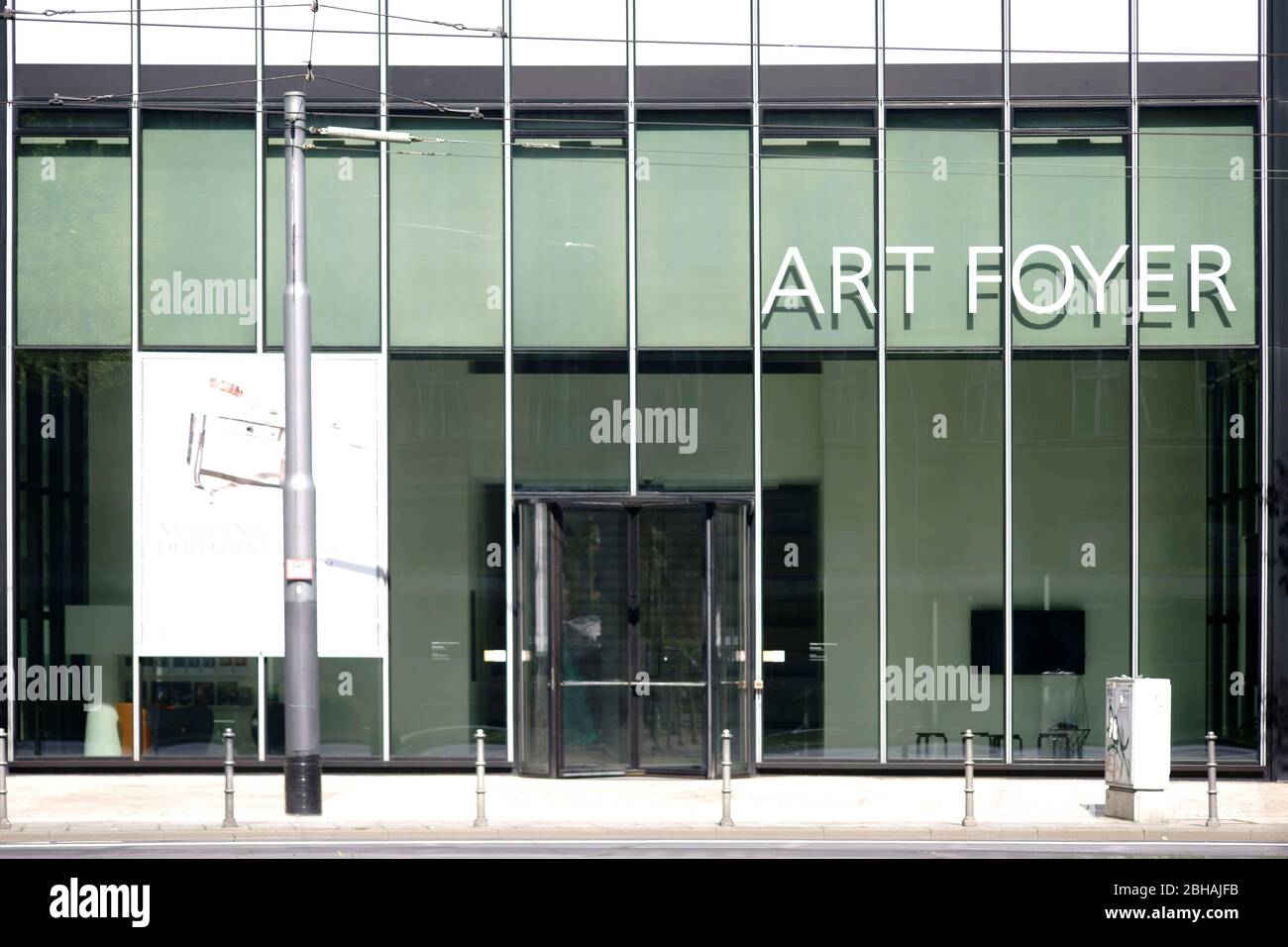 The modern glass façade of the Art Foyer DZ Art Collection is an exhibition venue for contemporary art and photography in Frankfurt. Stock Photo