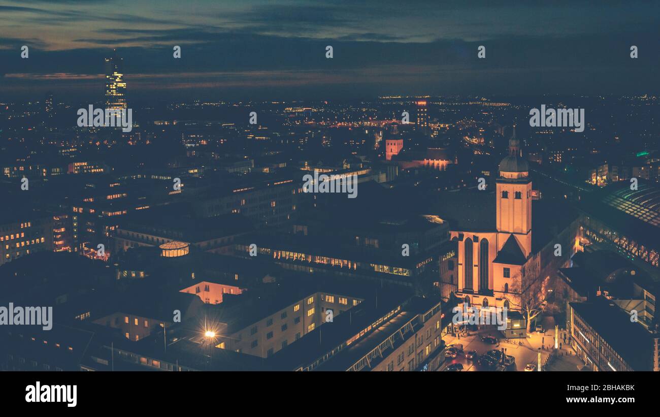 Ausblick über Köln bei Sonnenuntergang. Stock Photo