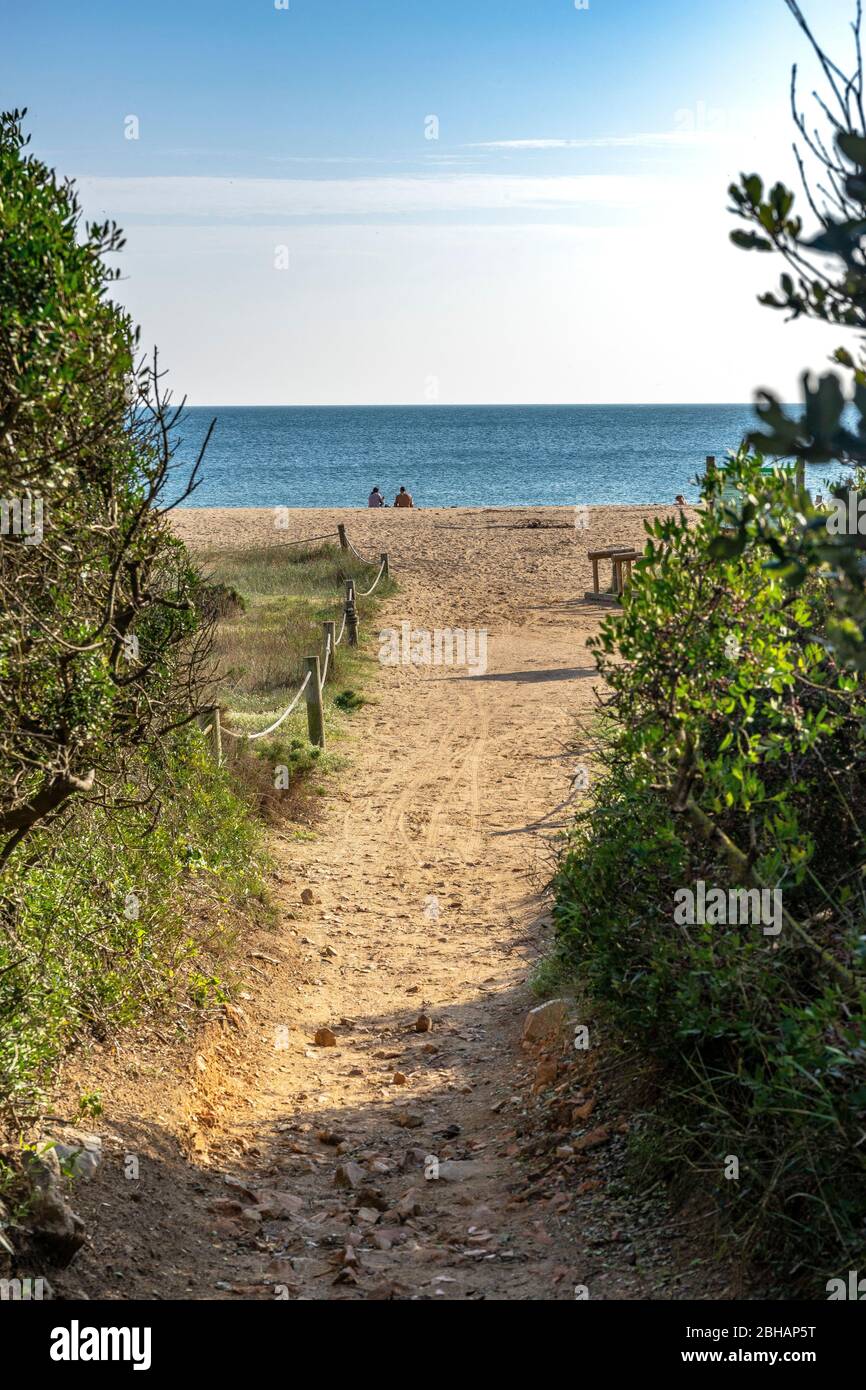 Europa, Spanien, Katalonien, Costa Brava, Zugang zum Strand Platja de Castell an der Costa Brava Stock Photo