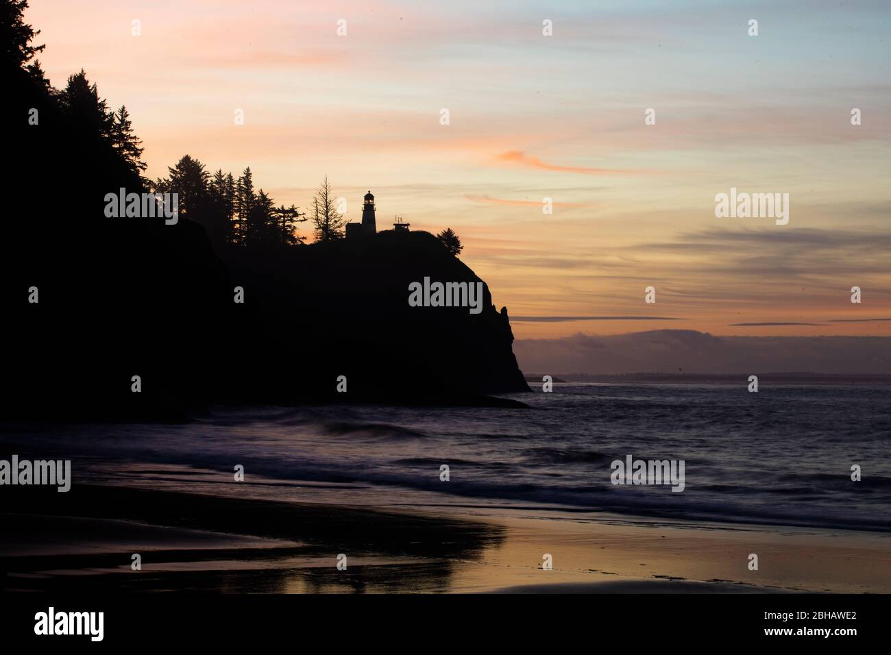View of sunset over sea, Cape Disappointment State Park, Washington, USA Stock Photo