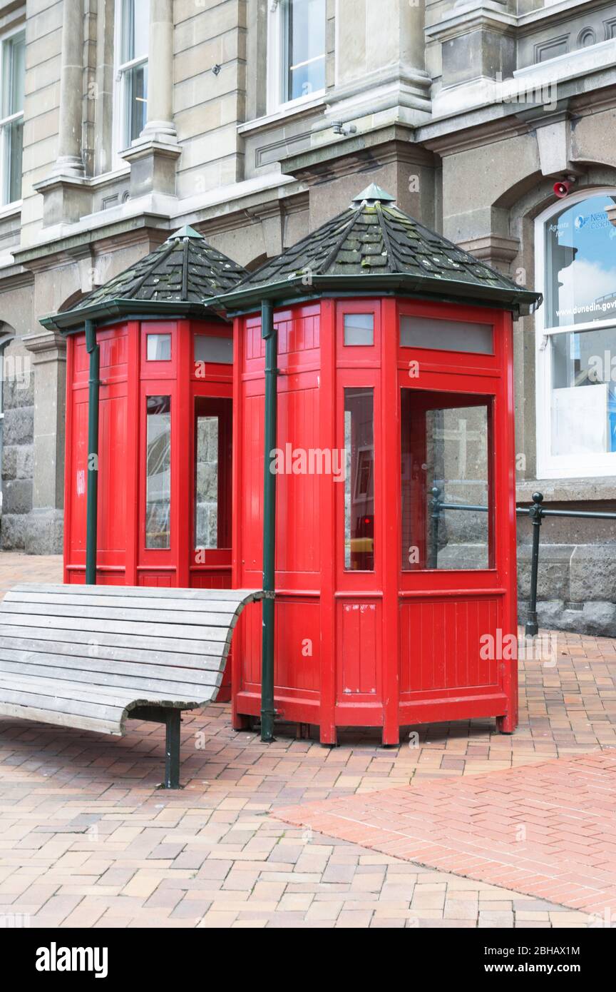 Red phone boxes. Dunedin, Otago, South Island, New Zealand Stock Photo