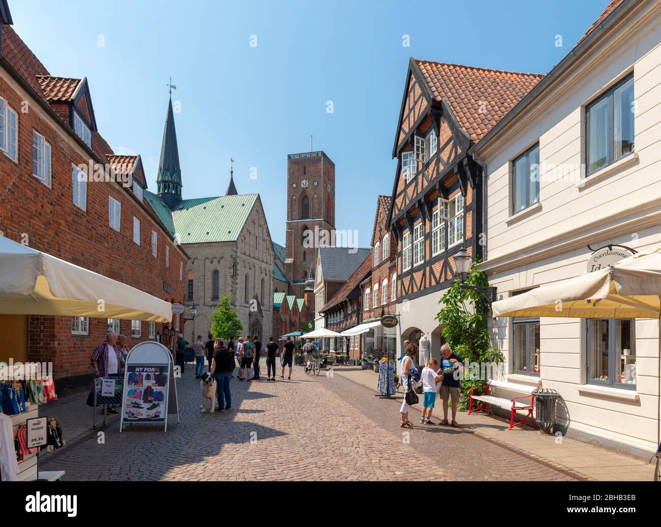 Denmark, Jutland, Ribe (oldest city of Denmark), street scene in the