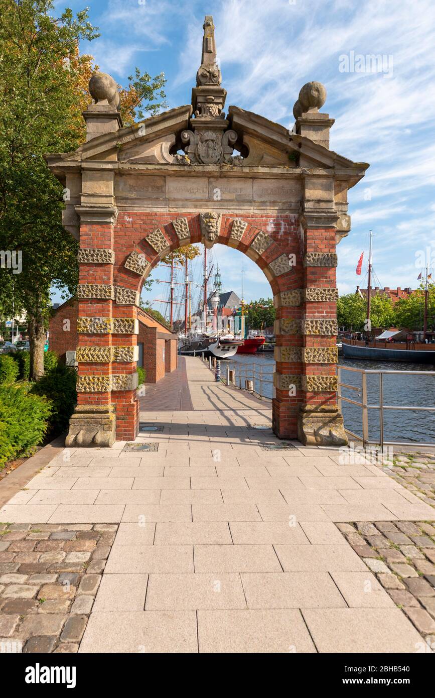 Germany, Lower Saxony, Emden, the port gate was built in 1635 by the