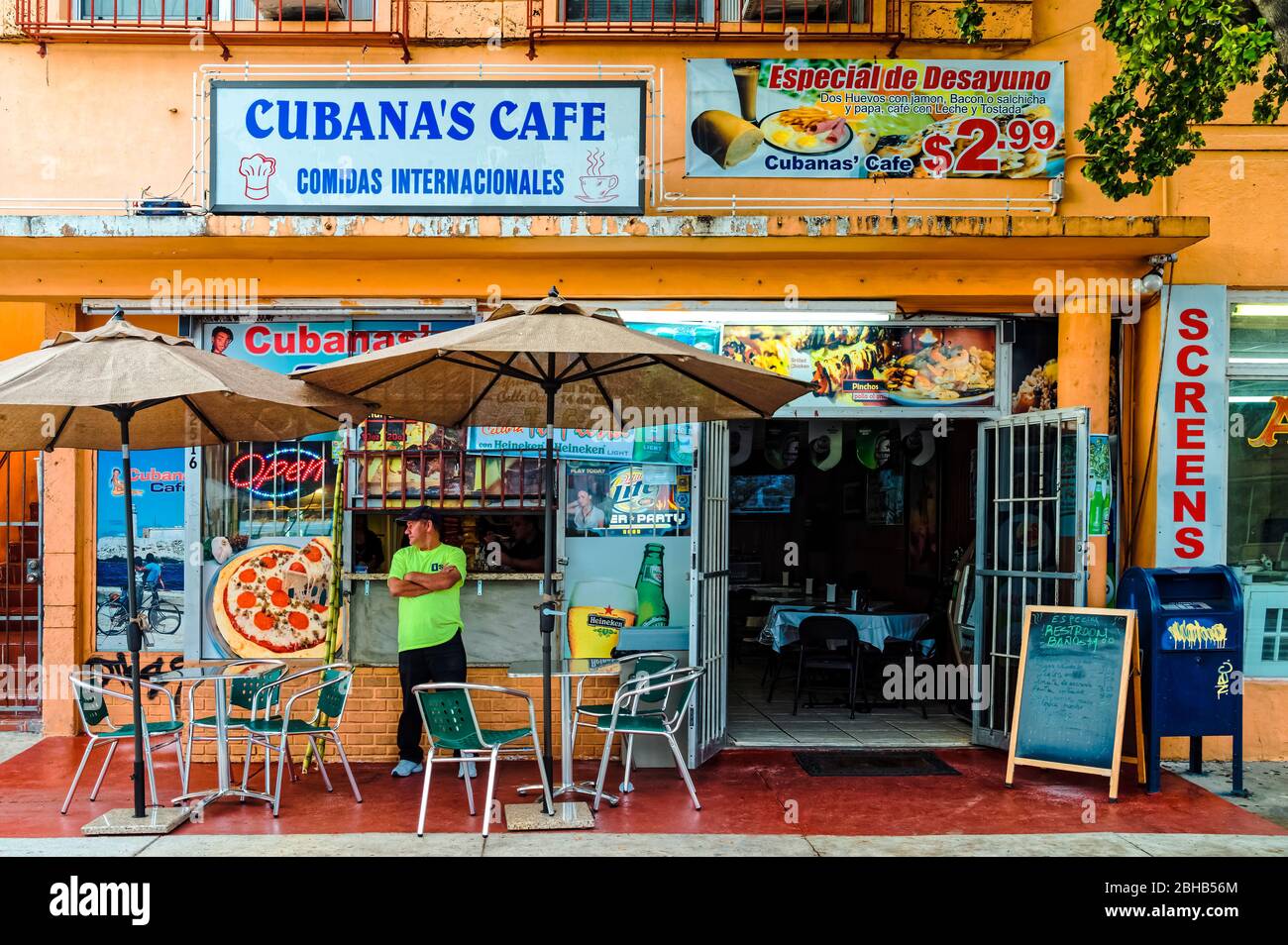 Cuban cafe hi-res stock photography and images - Alamy
