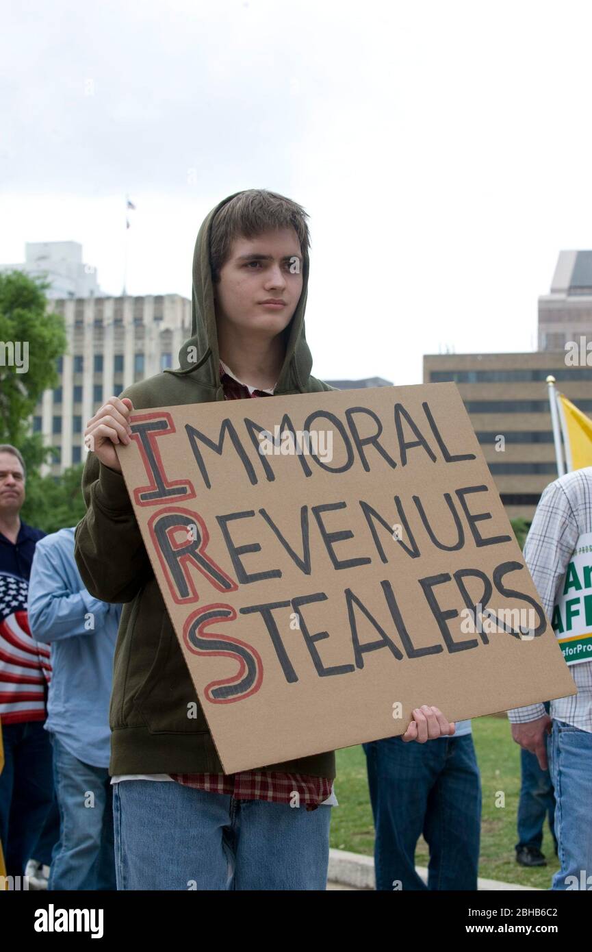 Austin, Texas USA, April 15th 2010: Tea Party supporters protest government spending outside the Texas Capitol during an annual tax day rally against what they see as unreasonably high federal taxation. ©Marjorie Kamys Cotera/Daemmrich Photography Stock Photo