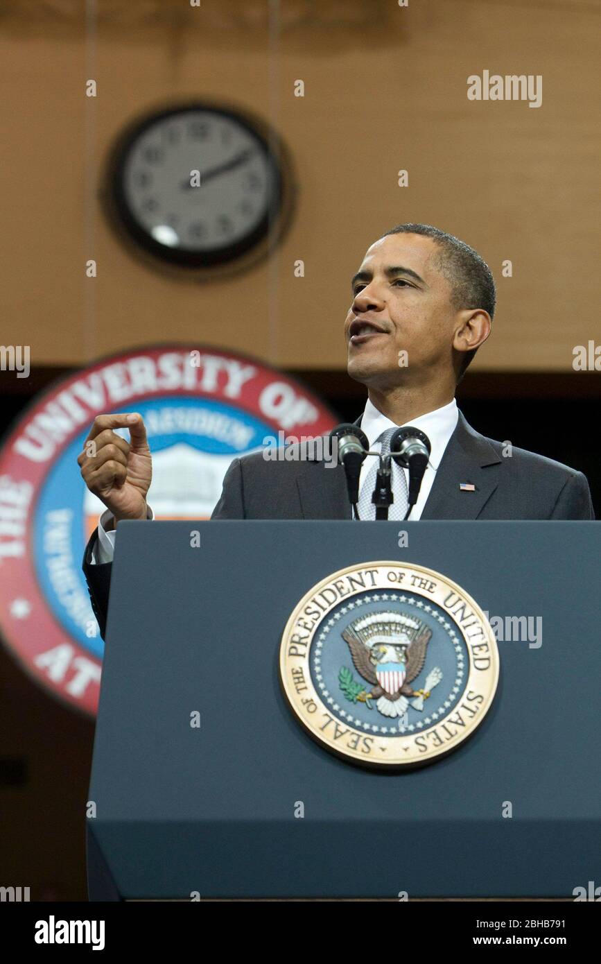 Austin Texas USA, Aug. 9 2010: U.S. Pres. Barack Obama speaks to a college student-heavy audience during an address in Gregory Gym at the University of Texas at Austin. Stock Photo
