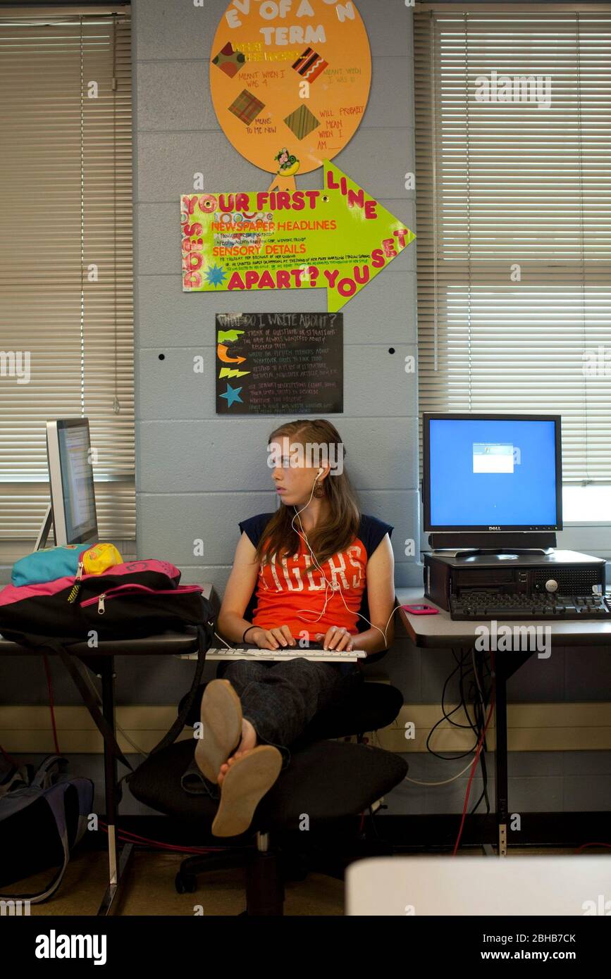 After school computer lab hi-res stock photography and images - Alamy