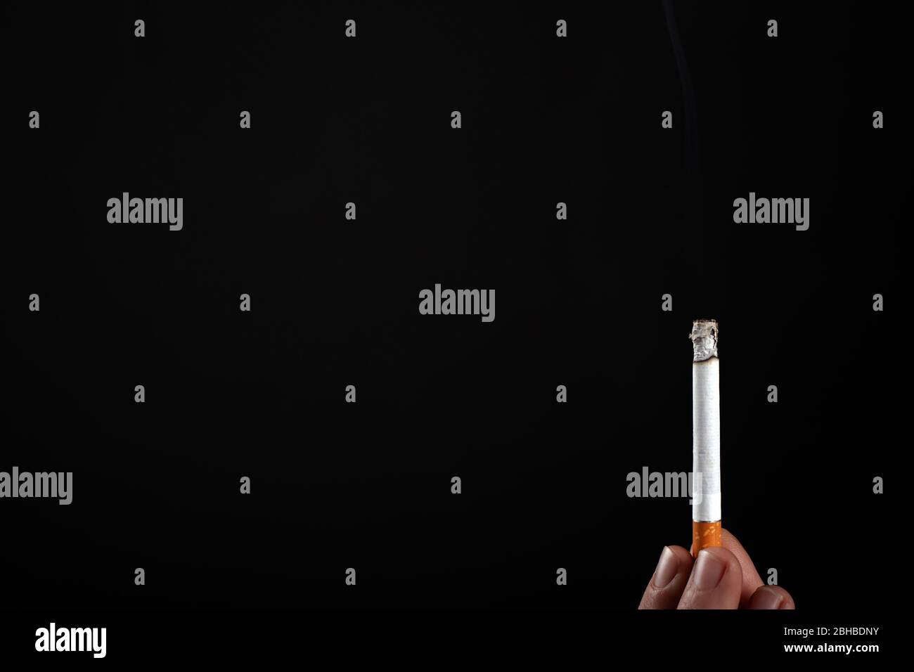 Lit Cigar High Resolution Stock Photography and Images - Alamy