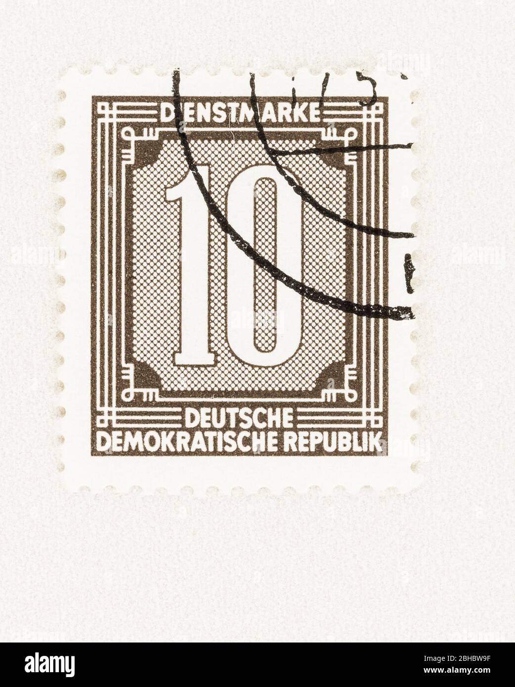 SEATTLE WASHINGTON - April 23, 2020: Official for Administration use East German Numeral Postage Stamp of 1956 with copy space. Scott # O29 Stock Photo