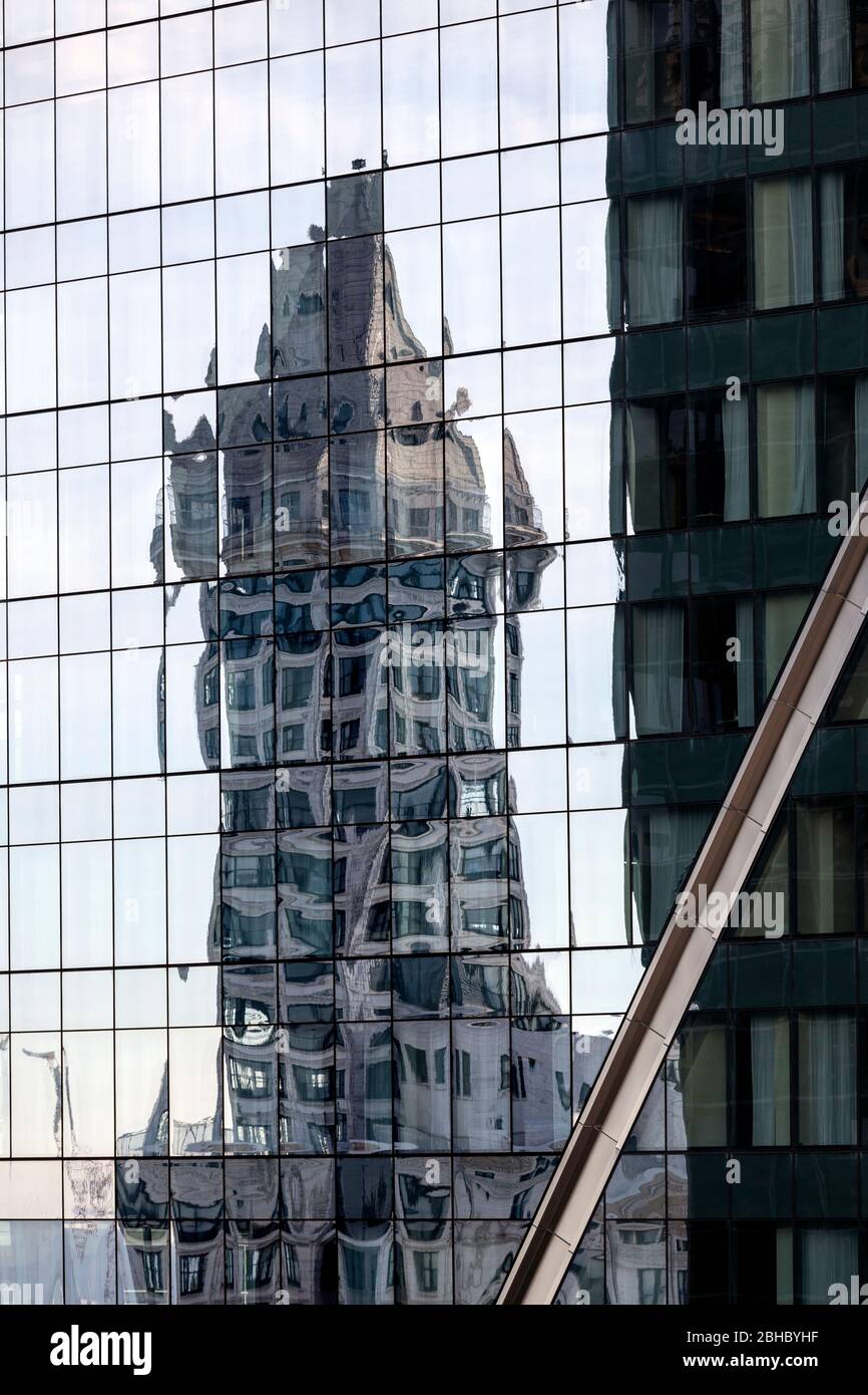 WA17447-00...WASHINGTON - Tall reflective buildings in Seattle. Stock Photo