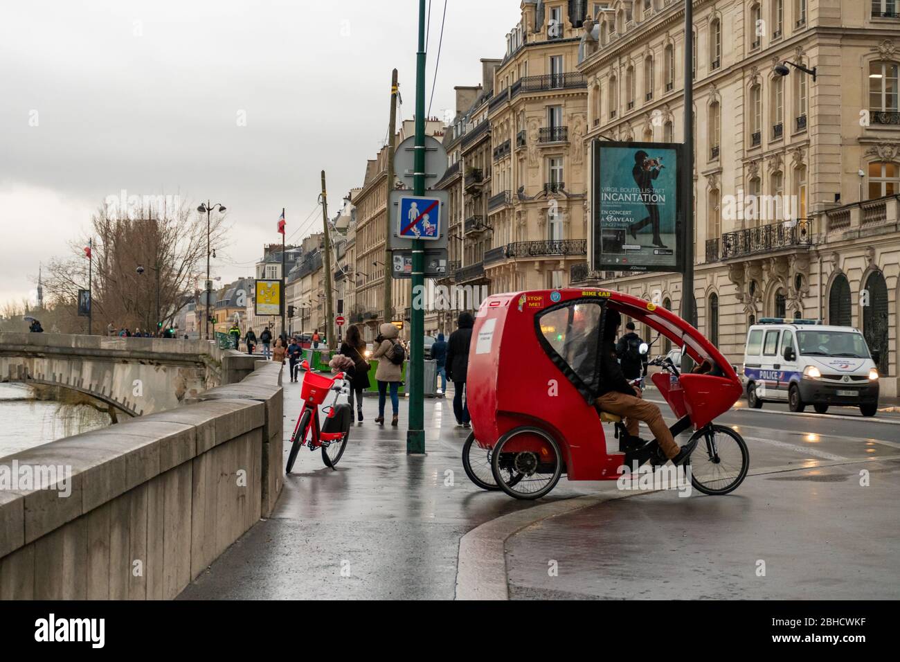 Paris Street In Rainy Weather High Resolution Stock Photography And Images Alamy