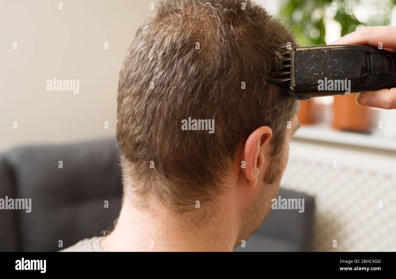 haircut at home using trimmer