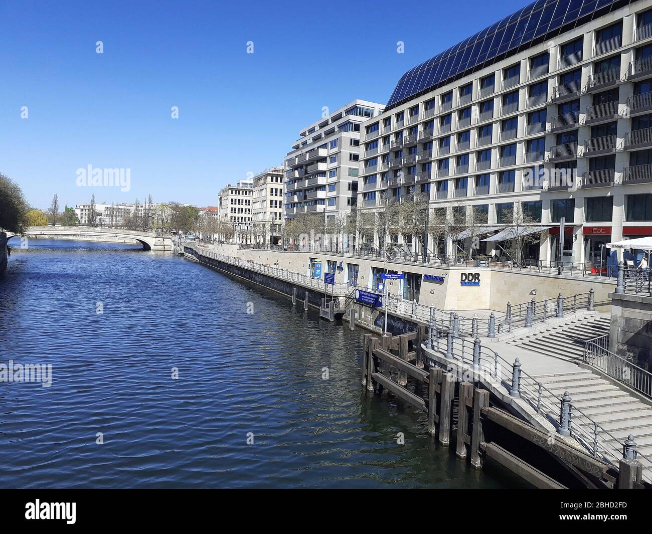 The River Spree, devoid of river traffic and tourists during the lock-down due to the Coronavirus pandemic, April 2020, Berlin, Germany Stock Photo