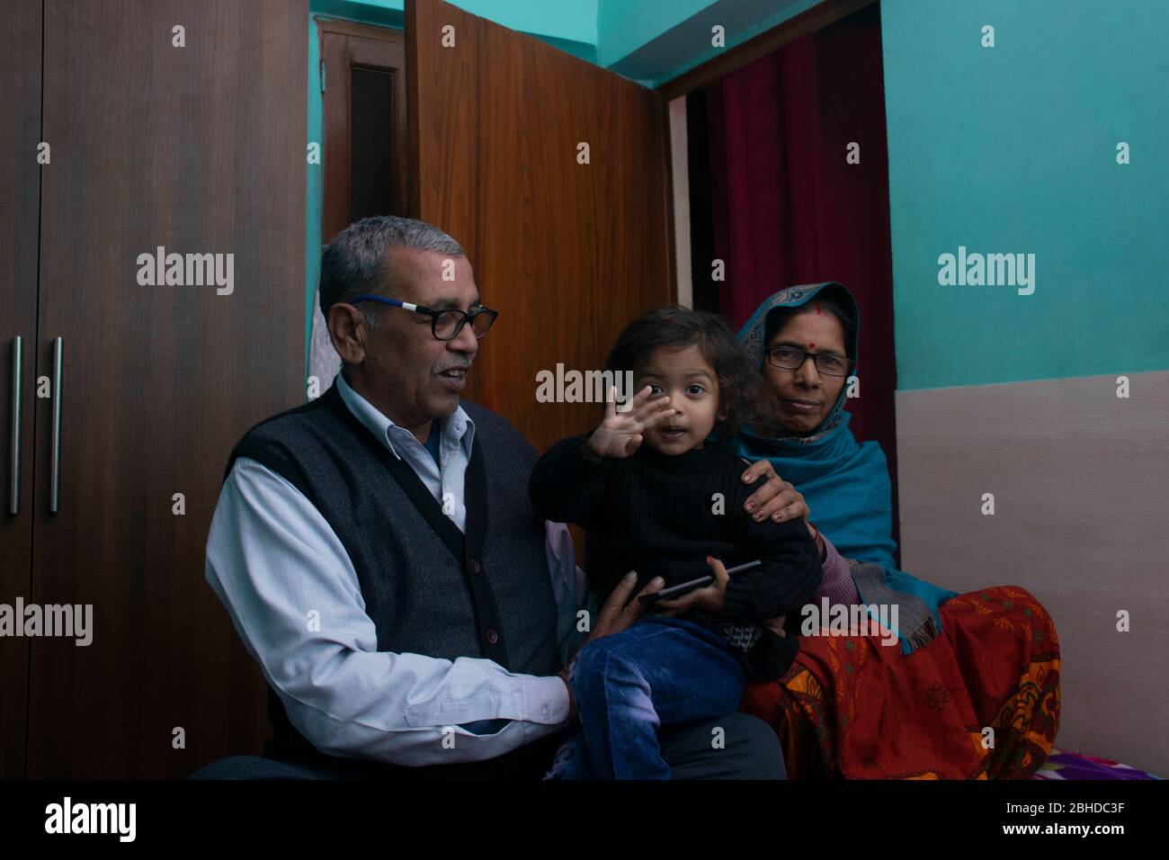 Grand parents india hi-res stock photography and images - Alamy