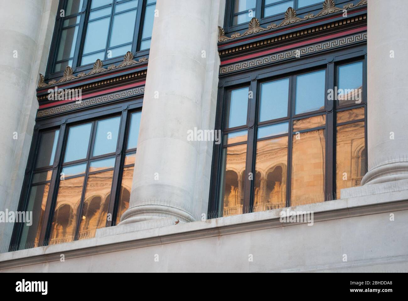 Portland Stone Window Bay Science Museum Building, Exhibition Road, South Kensington, London SW7 2DD by Sir Richard Allison Stock Photo