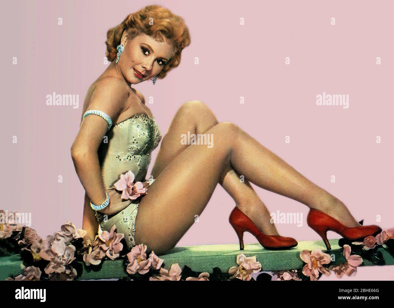 Mitzi Gaynor High Resolution Stock Photography And Images Alamy mitzi-gaynor-high-resolution-stock-photography-and-images-alamy